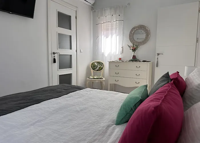 Dante - Ole Solutions Apartman *